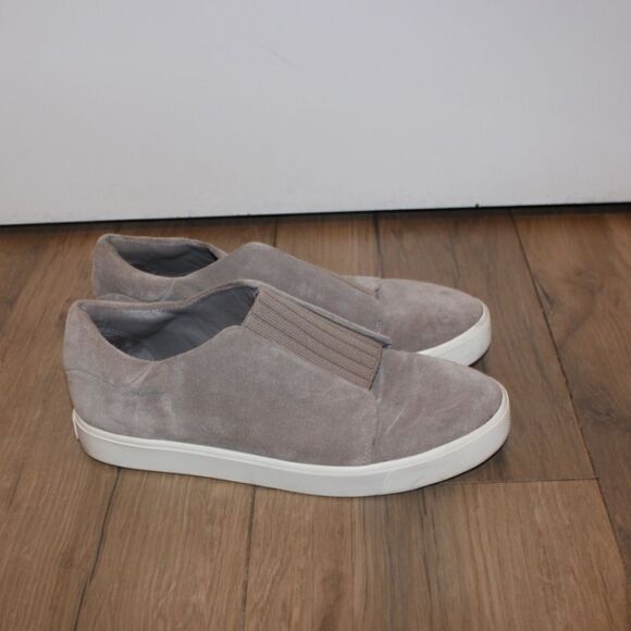 VINCE suede Sneakers  Women size 9 - Picture 2 of 10